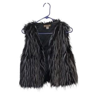 Modern  Heritage Boho Western Festival Black and Gray Animal Print Faux Fur Vest